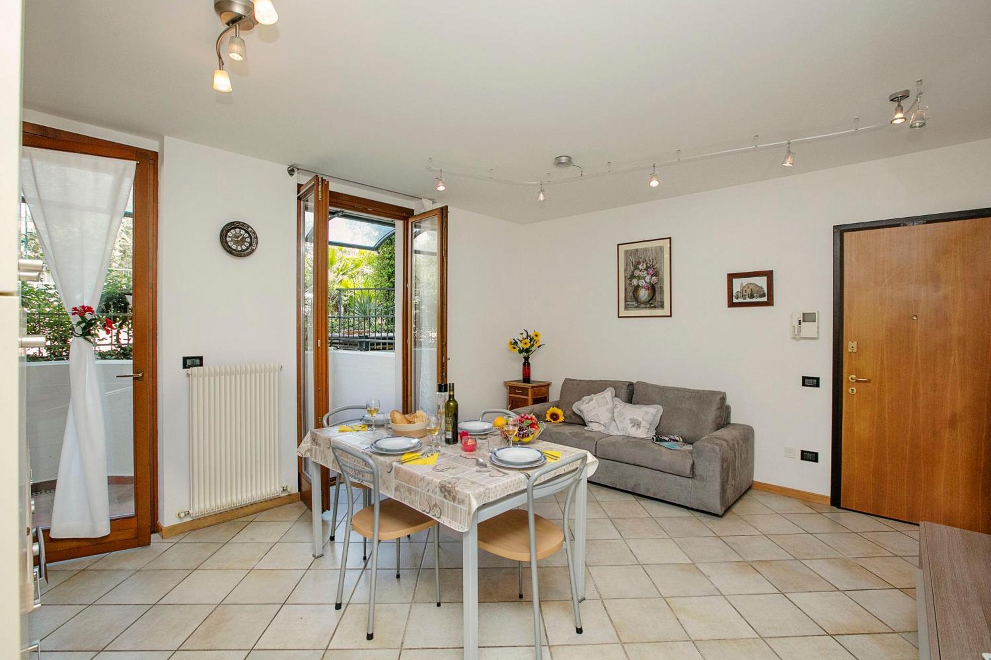 Appartamento Lara - Happy Rentals Riva del Garda Extérieur photo